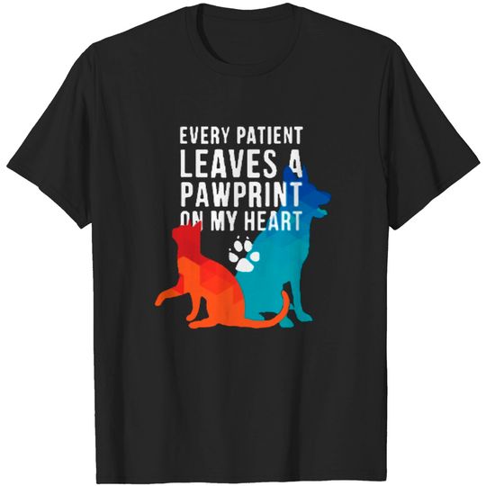 Every patient leaves a pawprint on my heart T-shirt