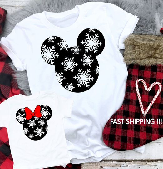 Disney Mickey Head Snowflake Christmas Family Personalized T-Shirt
